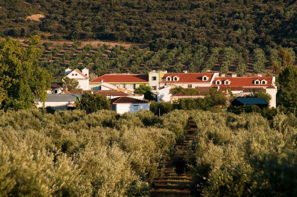 Amalurra Granada Hotel Caparacena Buitenkant foto